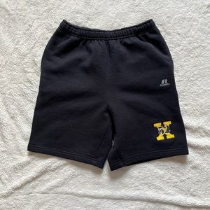 Russell cotton shorts comfortably fitting 52 X size medium